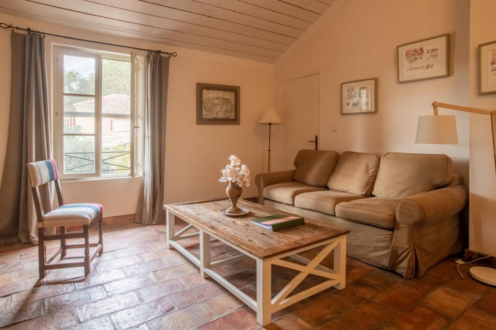 Hotel Et Appartements Domaine Des Clos - Teritoria 博凯尔 外观 照片