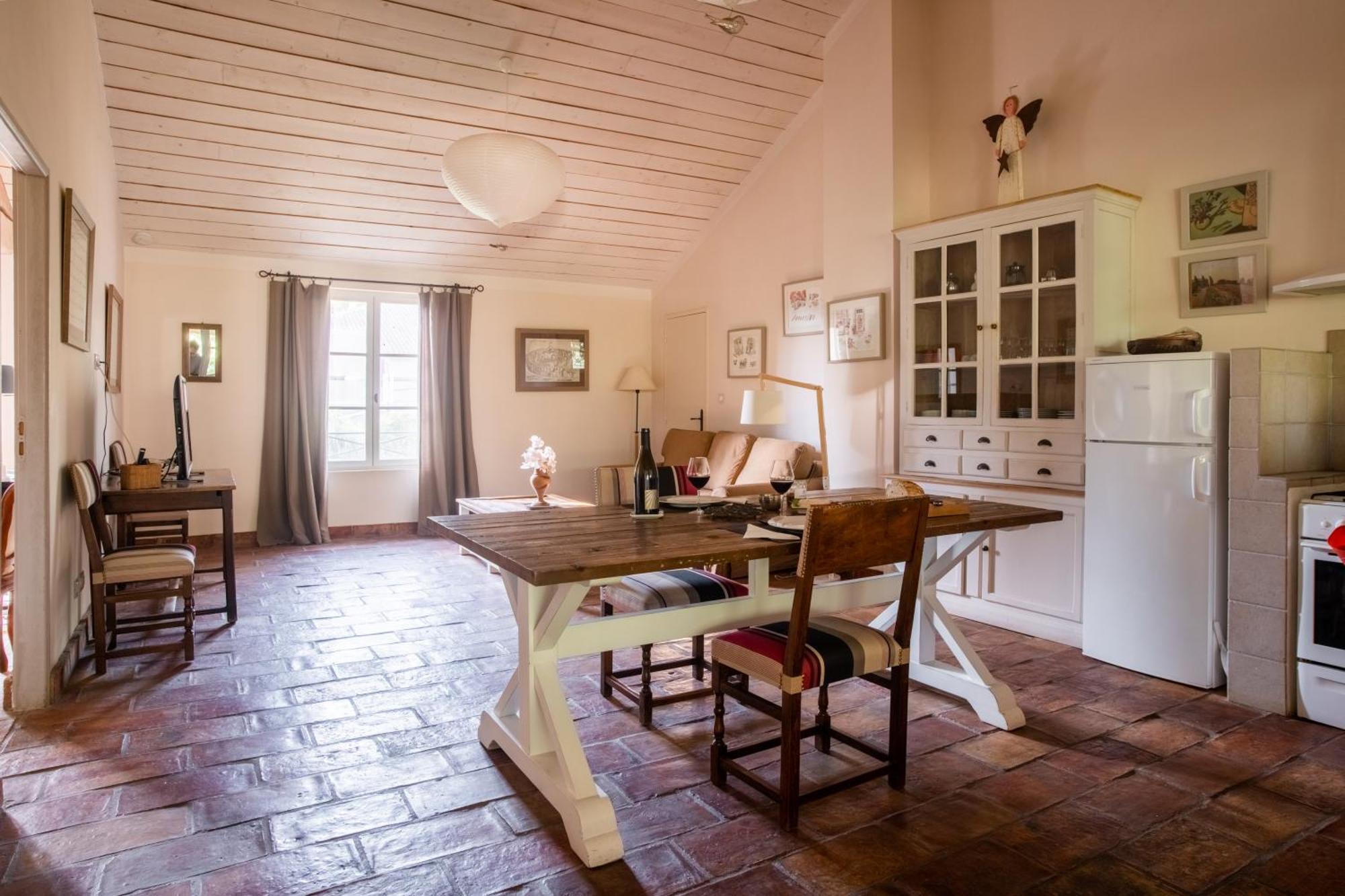 Hotel Et Appartements Domaine Des Clos - Teritoria 博凯尔 外观 照片